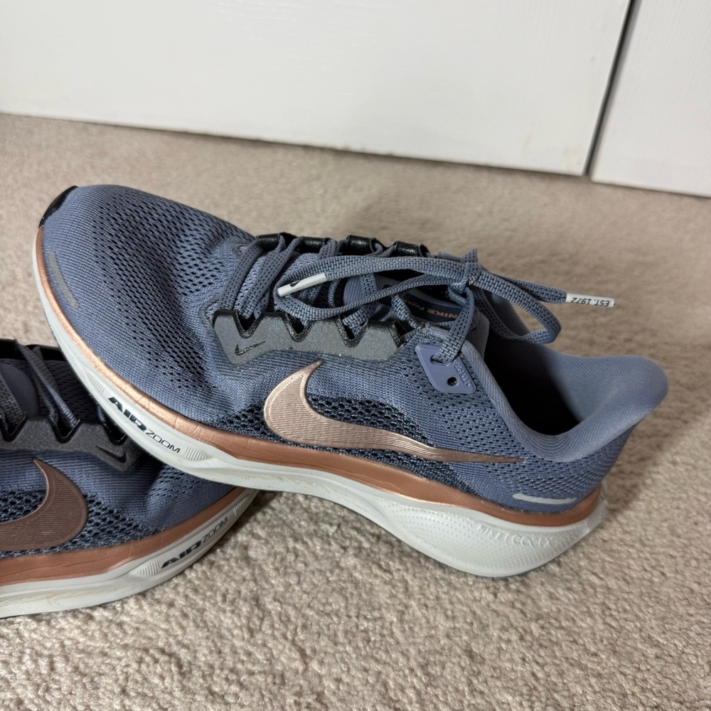 Nike Air Zoom Pegasus 41 Women’s running shoe Size 7.5 EUC - Picture 6 of 7